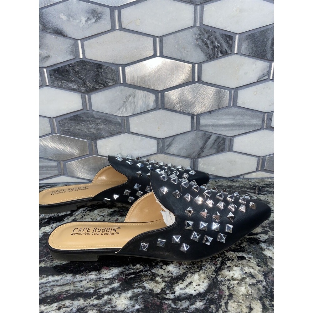 Cape Robbin Womens Black Studded Mule,‎ sz 7